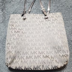 Michael Kors Signature Canvas Carryall Tote
